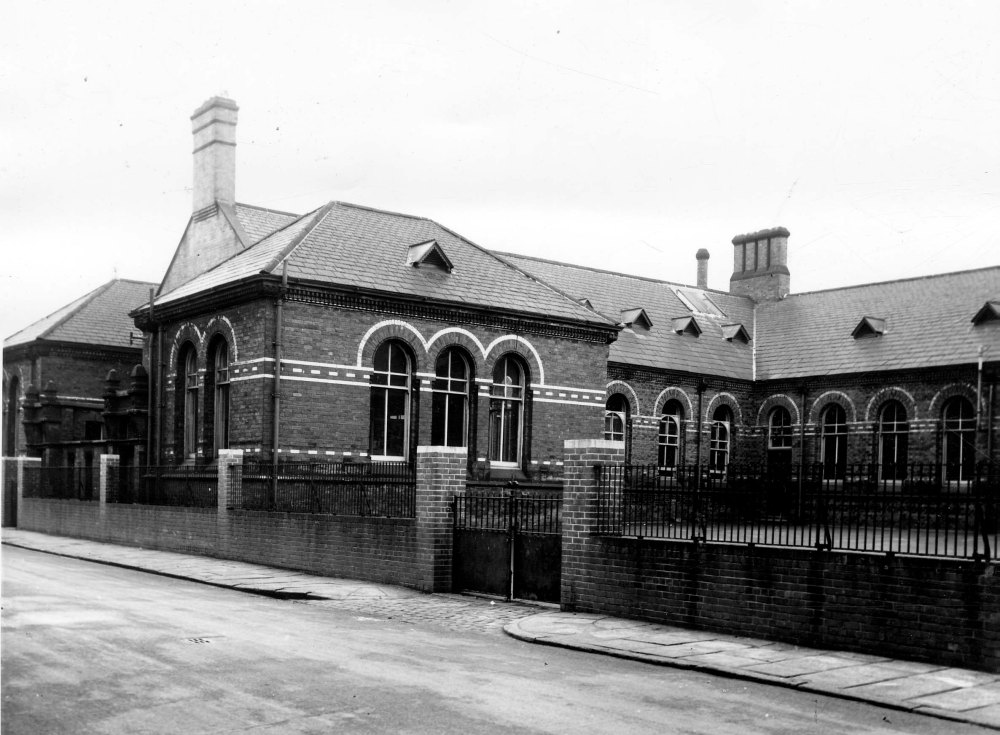 Bewerley Street Infants School, Bewerley Street – built 1873