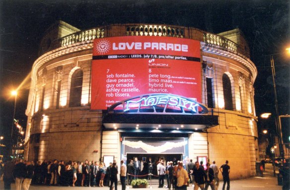 Majestyk nightclub, July 2000