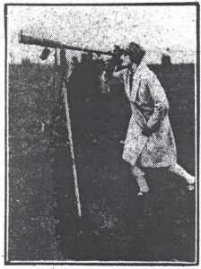 “A lady views the 1927 eclipse from Richmond, North Yorkshire”]