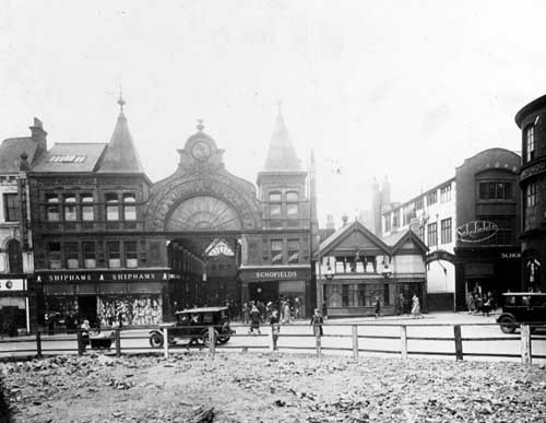 A photograph of June 1930 which shows Schofields on either side of the Cock and Bottle, but before the store took over the whole of Victoria Arcade. Text and image taken from Leodis