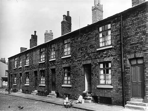 Back to back terraced housing, 1940s